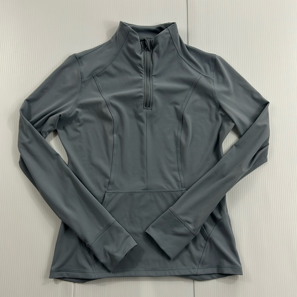 436. Women’s‎ Yogalicious Light Gray Quarter-Zip Sweatshirt (S)